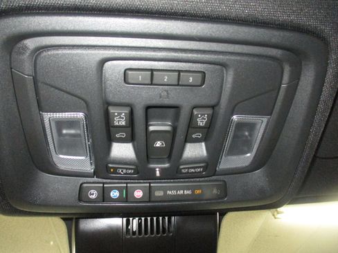 New 2026 GMC Sierra 2500 AT4 w/ AT4 Premium Plus Package AWD/4WD image 48