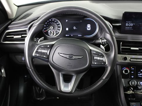 Used 2025 Genesis G70 2.5T RWD image 19