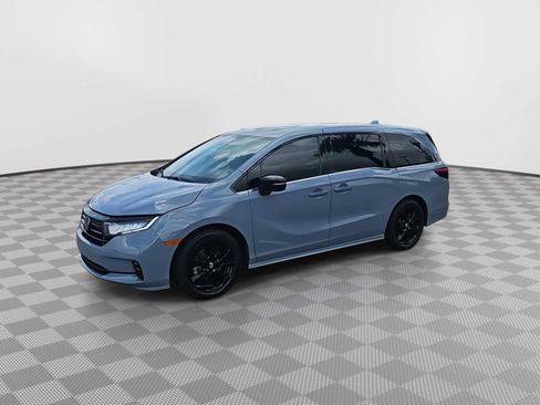 Used 2023 Honda Odyssey Sport image 4