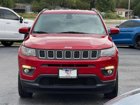 Used 2019 Jeep Compass Latitude w/ Popular Equipment Group AWD/4WD image 53