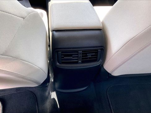 Used 2019 Honda CR-V LX image 32