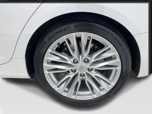Used 2021 Cadillac CT4 Premium Luxury RWD image 12