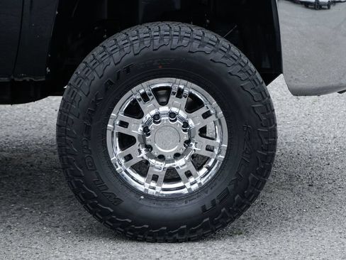 Used 2010 Chevrolet Silverado 2500 LT RWD image 40