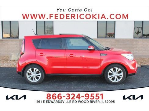 Used 2016 Kia Soul ! w/ Premium Package image 1