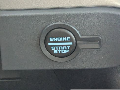 New 2025 Ford Bronco Outer Banks w/ Sasquatch Package image 33