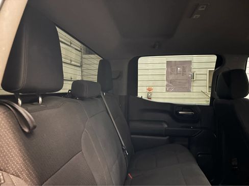 Used 2020 Chevrolet Silverado 1500 Custom Trail Boss w/ Custom Convenience Package image 32