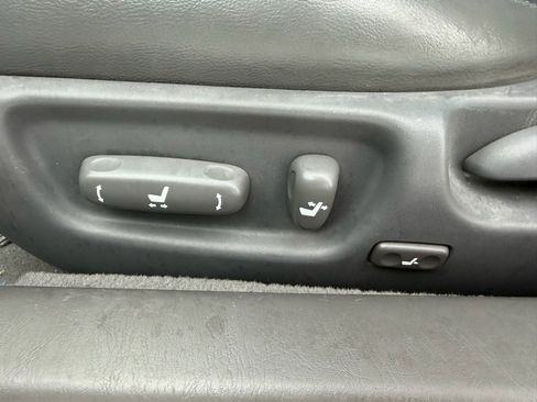 Used 2005 Toyota Solara SLE image 13