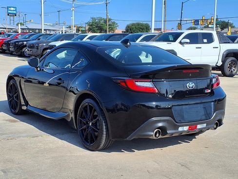 Used 2025 Toyota GR86 Premium w/ ALL Weather Mat Package (TMS) RWD image 7