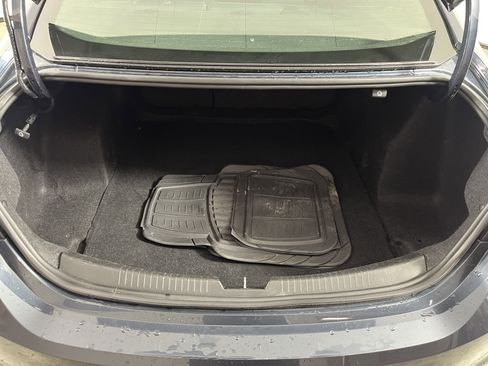 Used 2020 Chevrolet Malibu LT image 27