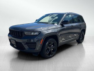 New 2025 Jeep Grand Cherokee Altitude video 2