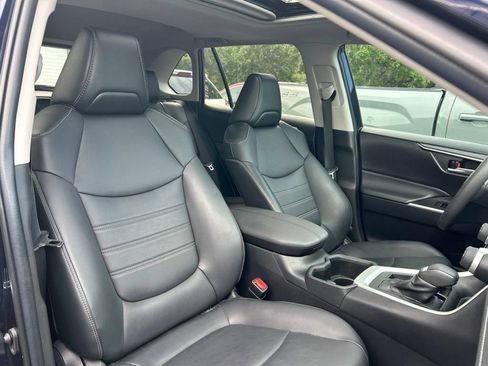 Used 2023 Toyota RAV4 XLE Premium AWD/4WD image 41