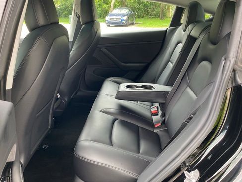 Used 2020 Tesla Model 3 Long Range AWD/4WD image 18