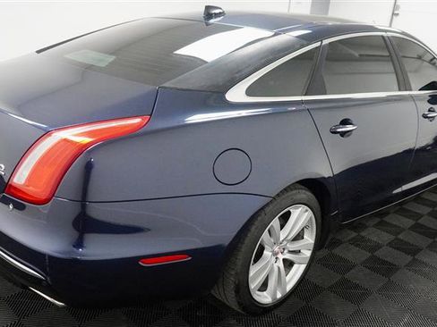 Used 2016 Jaguar XJ L Portfolio image 7