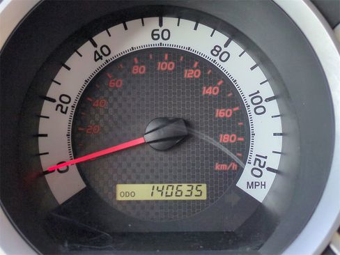 Used 2014 Toyota Tacoma PreRunner image 24