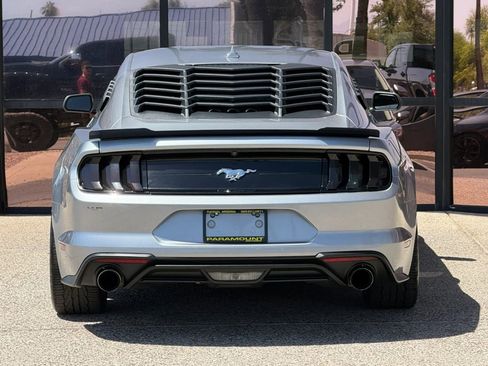 Used 2021 Ford Mustang Coupe RWD image 9