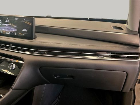 Used 2025 INFINITI QX60 Luxe w/ Vision Package FWD image 16