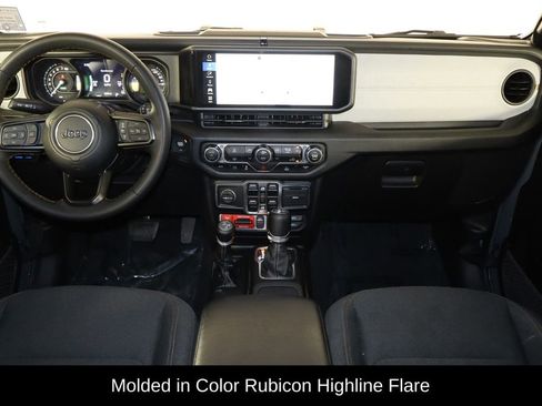 Used 2024 Jeep Wrangler Unlimited AWD/4WD image 13