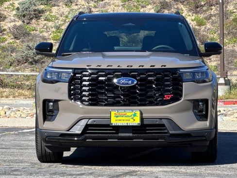 New 2026 Ford Explorer ST w/ Sun And Sound Package image 2
