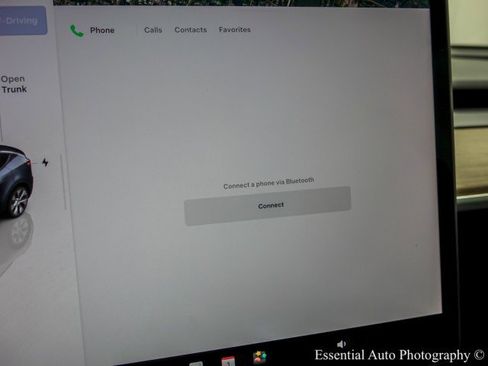 Used 2024 Tesla Model Y Long Range image 21