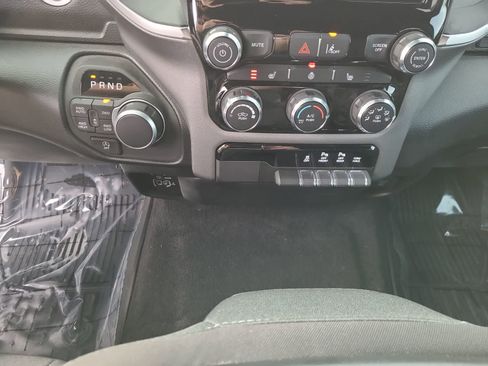 Certified 2025 RAM 1500 Big Horn image 25