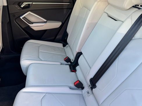 Used 2023 Audi Q3 2.0T Premium w/ Convenience Package image 12