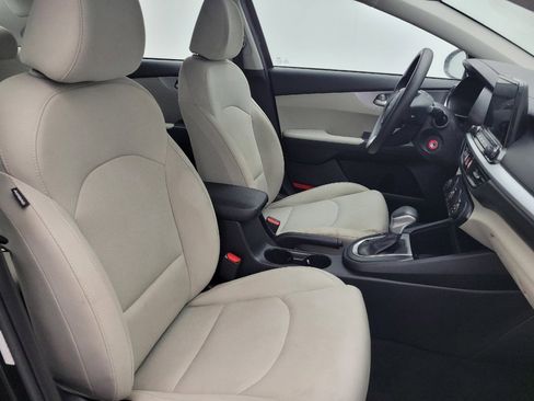Used 2022 Kia Forte LXS FWD image 21