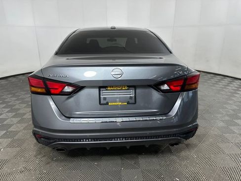 Used 2023 Nissan Altima 2.5 SV w/ SV Premium Package image 4
