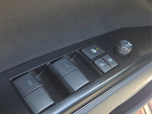 New 2026 Toyota Camry SE w/ Convenience Package FWD image 18