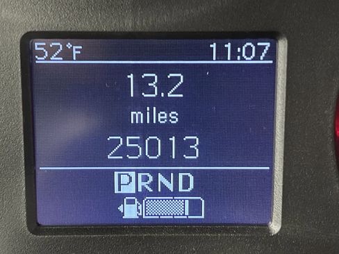 Used 2022 Mercedes-Benz Sprinter 144 Cargo image 15