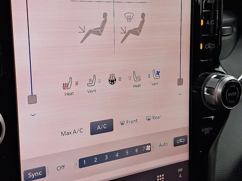 Used 2025 RAM 3500 Limited w/ Towing Technology Group AWD/4WD image 19