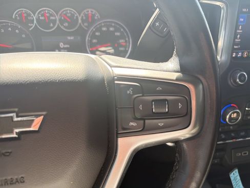 Used 2020 Chevrolet Silverado 1500 LT Trail Boss AWD/4WD image 21