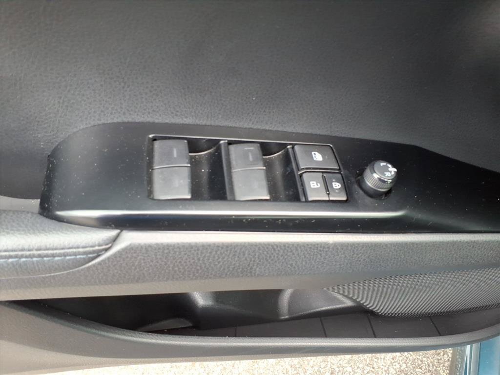 Used 2025 Toyota Camry XSE FWD image 26