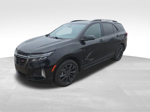 Certified 2022 Chevrolet Equinox RS w/ RS Leather Package AWD/4WD image 8