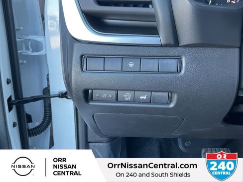 New 2026 Nissan Rogue SV FWD image 18