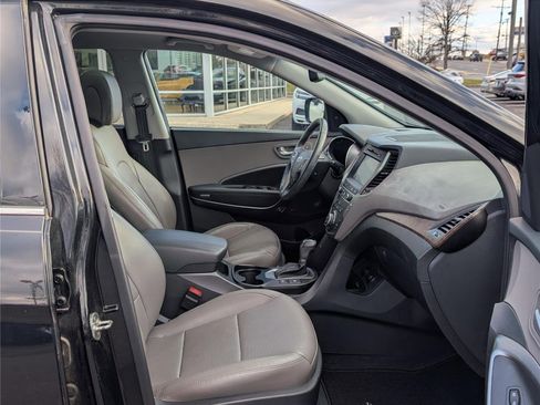 Used 2018 Hyundai Santa Fe Sport w/ 2.4L Tech Package 04 image 11