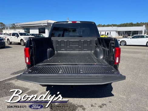 Used 2020 Ford F150 Lariat image 14