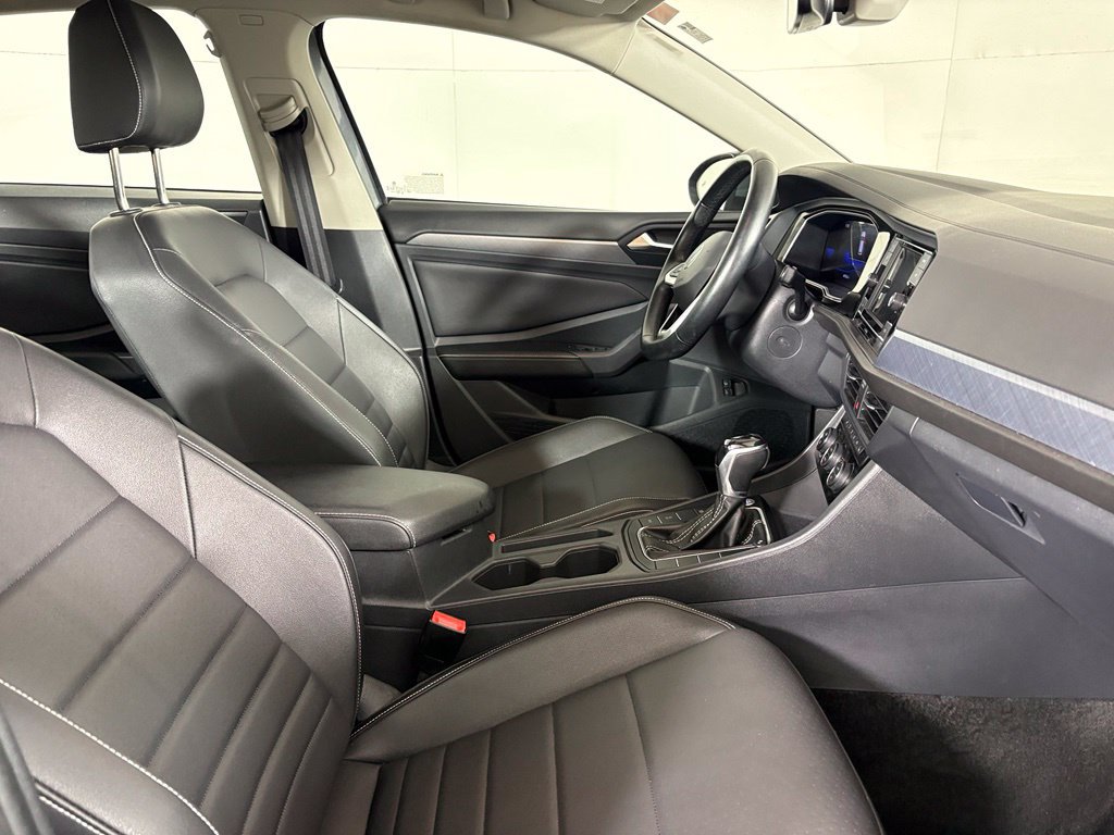 Used 2024 Volkswagen Jetta SE FWD image 14
