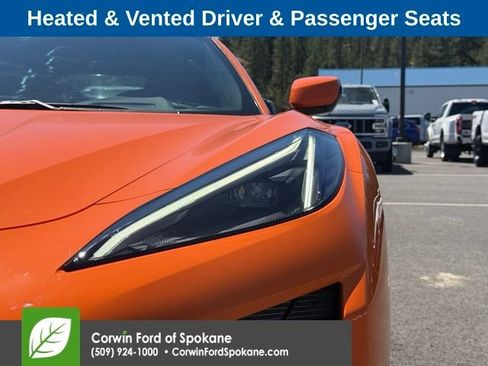 Used 2024 Chevrolet Corvette Z06 RWD image 8