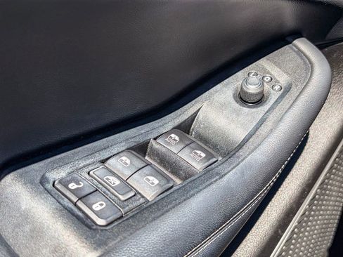 Used 2021 Jeep Grand Cherokee L Laredo w/ Luxury Tech Group I image 41