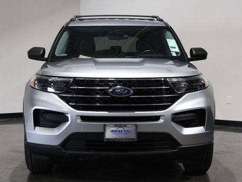 Used 2020 Ford Explorer XLT image 5