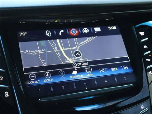 Used 2017 Cadillac Escalade Platinum AWD/4WD image 20