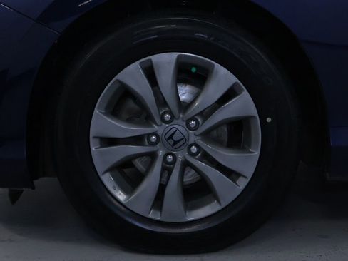 Used 2015 Honda Accord LX image 30