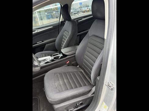 Used 2013 Ford Fusion SE FWD image 12
