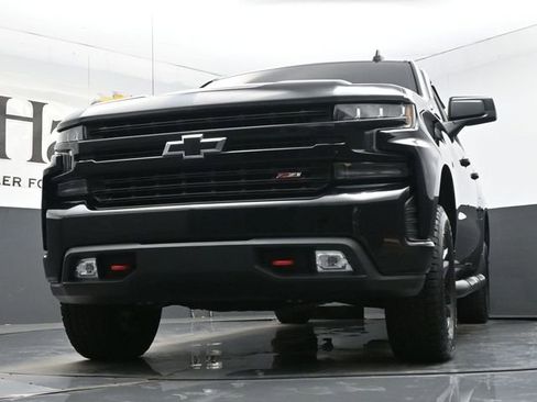 Used 2021 Chevrolet Silverado 1500 LT Trail Boss w/ Bed Protection Package AWD/4WD image 4