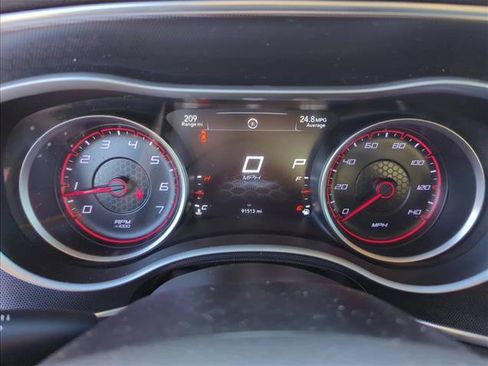 Used 2016 Dodge Charger SXT RWD image 18
