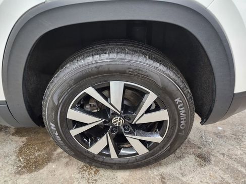 Used 2020 Volkswagen Atlas Cross Sport SE AWD/4WD image 35