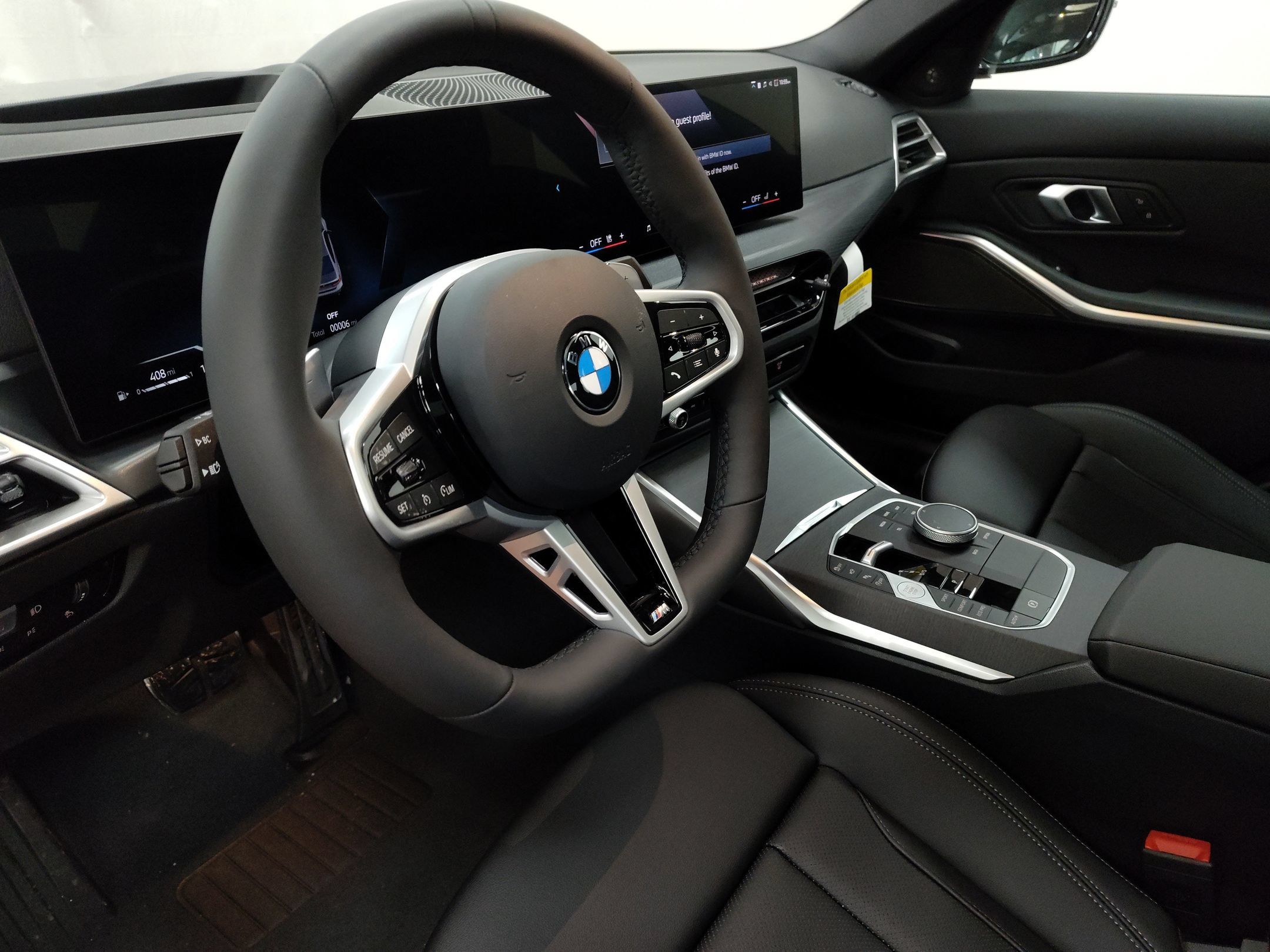 Used 2026 BMW 330i Sedan w/ M Sport Package RWD image 4