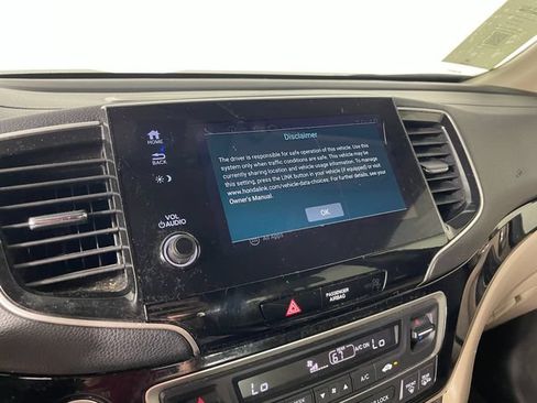 Used 2021 Honda Pilot Touring image 7