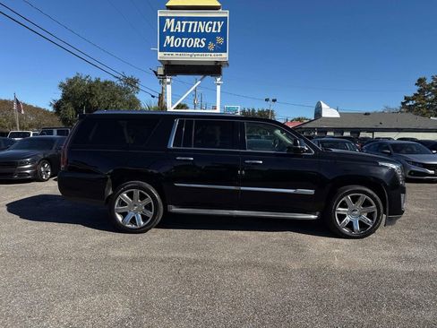 Used 2015 Cadillac Escalade ESV Premium image 8