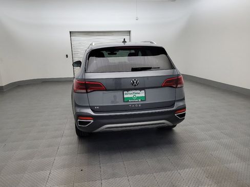 Used 2024 Volkswagen Taos SE FWD image 6
